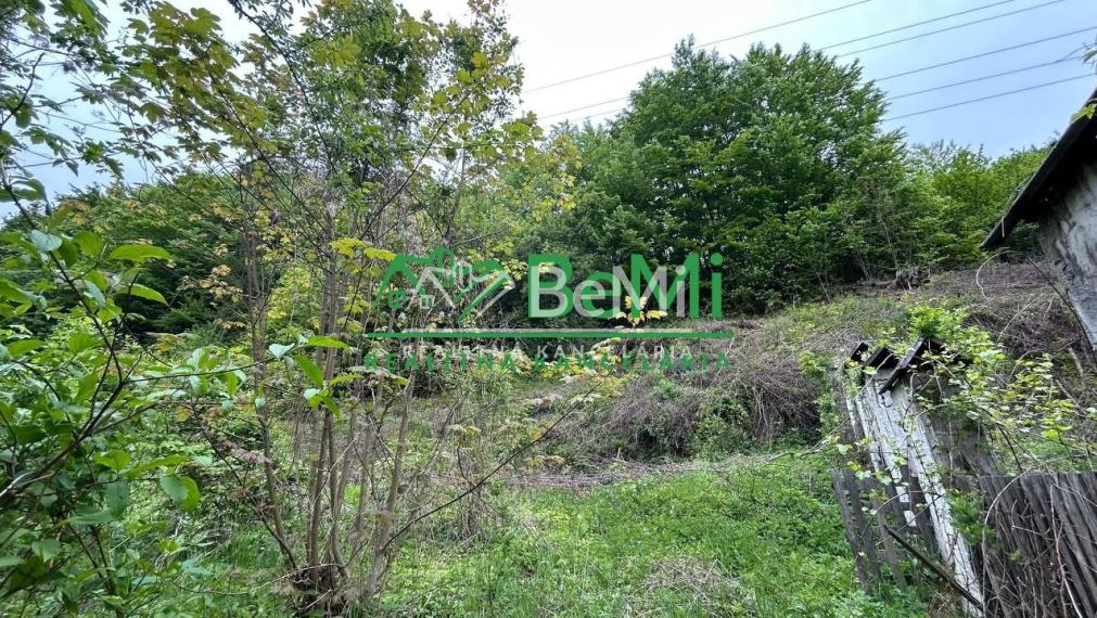 Pozemok Tajov – pokojné miesto pri potoku