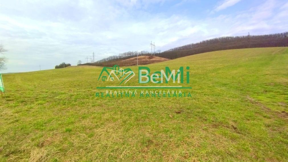 Pozemok na stavbu na predaj -Ratka