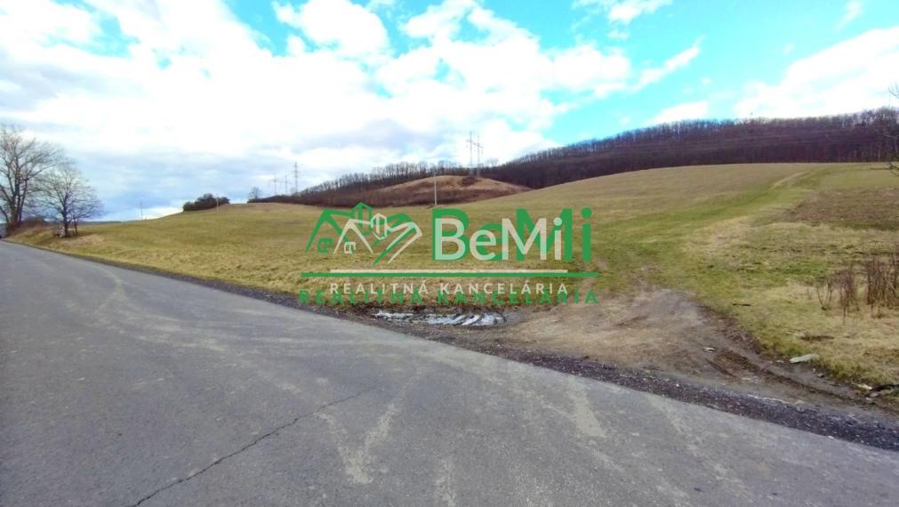 Pozemok na stavbu na predaj -Ratka