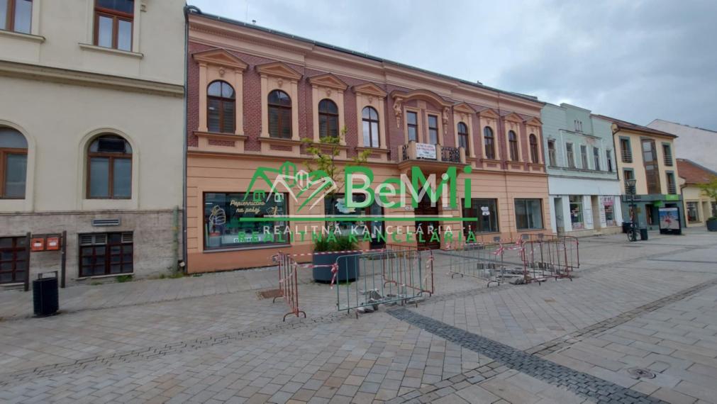 Prenájom 4 kancelárie Nitra, Štefánikova tr. (218-26-JUF)