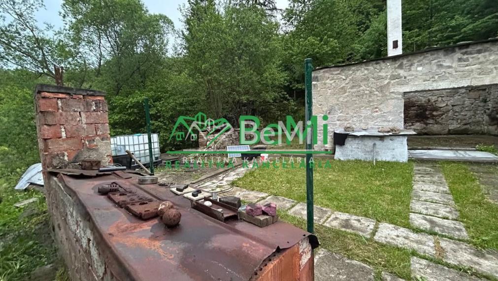 Chata so stavebným pozemkom, Sebedín