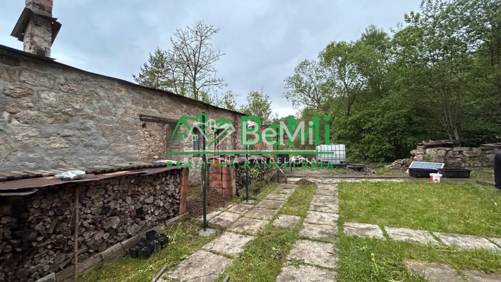 Chata so stavebným pozemkom, Sebedín