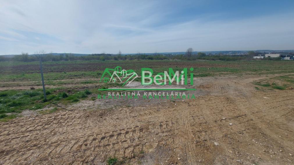 Predaj stavebný pozemok Nitrianske Hrnčiarovce (211-14-JUF)