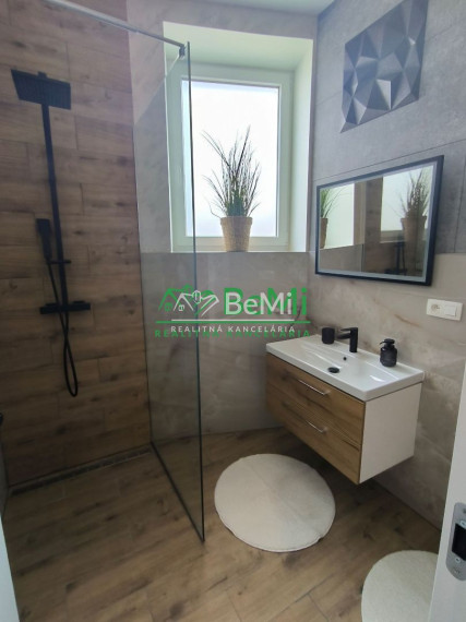 Predaj: 3 izbový byt, apartmán Čadca, 202,4m2. /byt č.24/