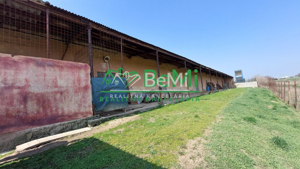 Na predaj hospodárska budova meste Topoľčany