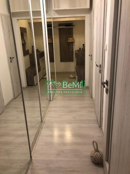 REZERVOVANÉ Nitra centrum 3 - izbový byt 559-113-MIGa