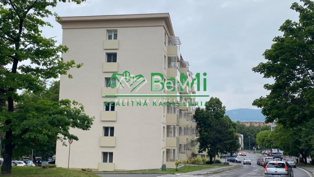 Nitra centrum 2 - izbový byt 560-112-MIGa