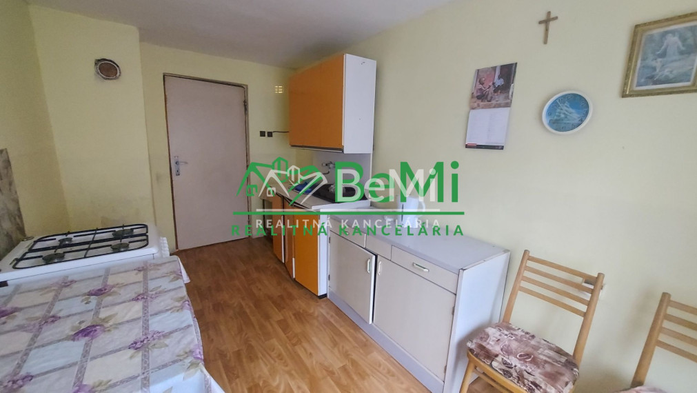 Predaj 2 izbový a 1 izbový dom,Alekšince, Nitra (202-12-JUF)