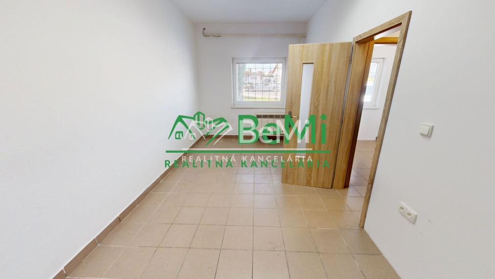 TO - predaj komerčnej budovy 105-15-ROCHE