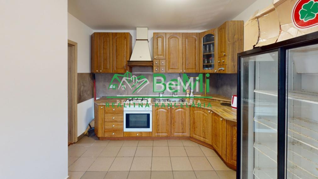 TO - predaj komerčnej budovy 105-15-ROCHE