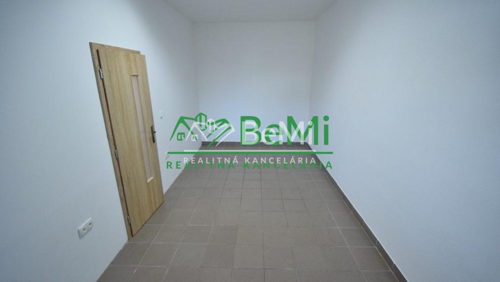 TO - predaj komerčnej budovy 105-15-ROCHE