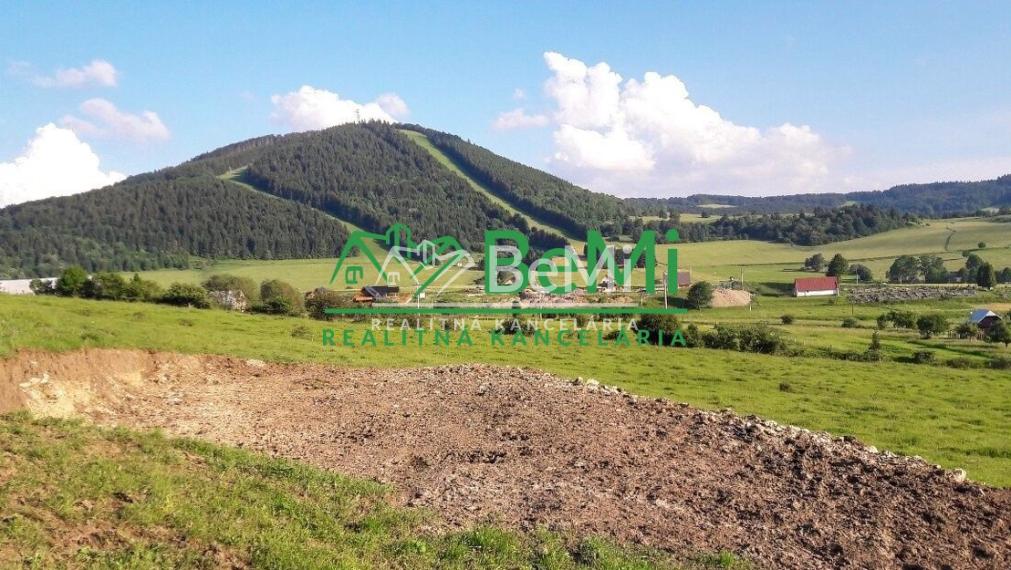 Pozemok Čičmany, okres Žilina 730m2  070-14-PEMOa