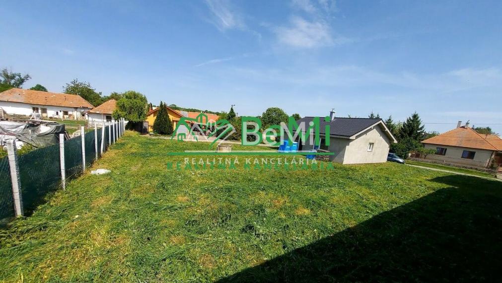 Predaj stavebný pozemok - Žitavce (012-14-JANS)