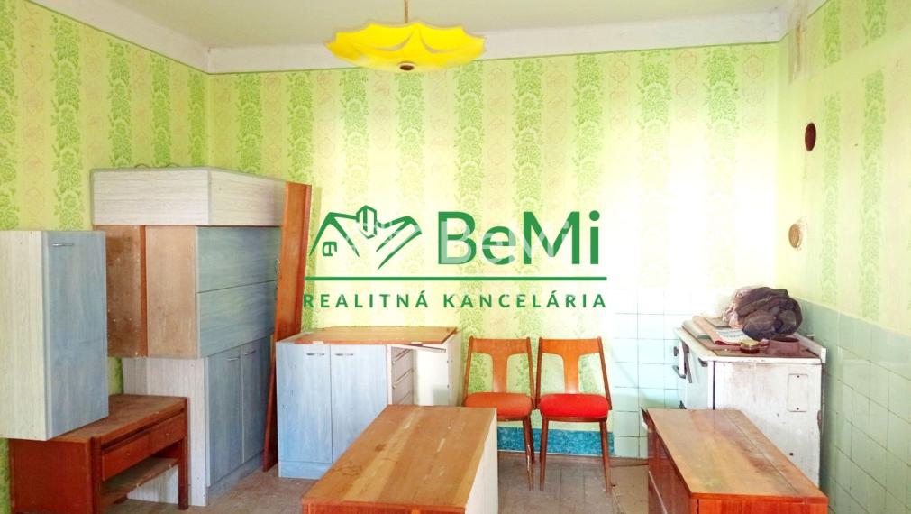 ‼️ Znížená cena ‼️ Predaj rodinného domu - Plášťovce  (039-12-HEKA)