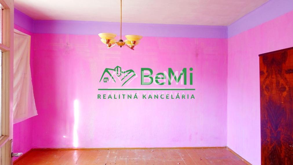 ‼️ Znížená cena ‼️ Predaj rodinného domu - Plášťovce  (039-12-HEKA)