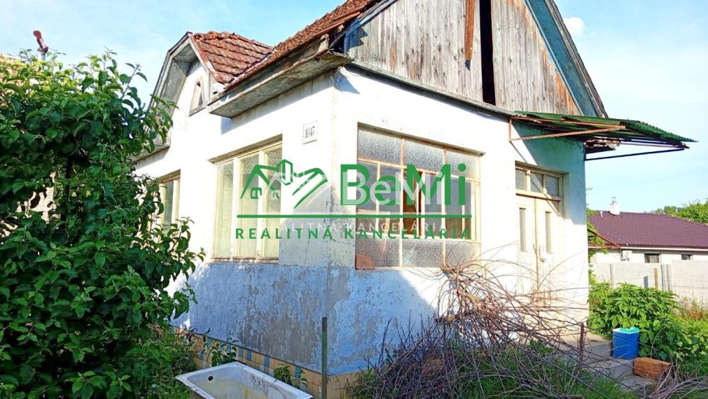 ‼️ Znížená cena ‼️ Predaj rodinného domu - Plášťovce  (039-12-HEKA)