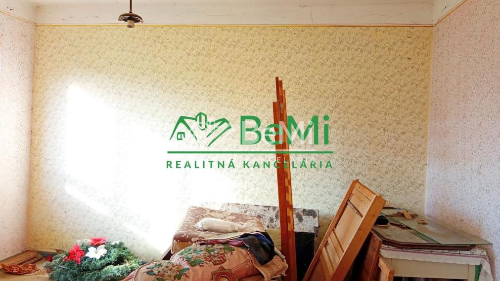 ‼️ Znížená cena ‼️ Predaj rodinného domu - Plášťovce  (039-12-HEKA)