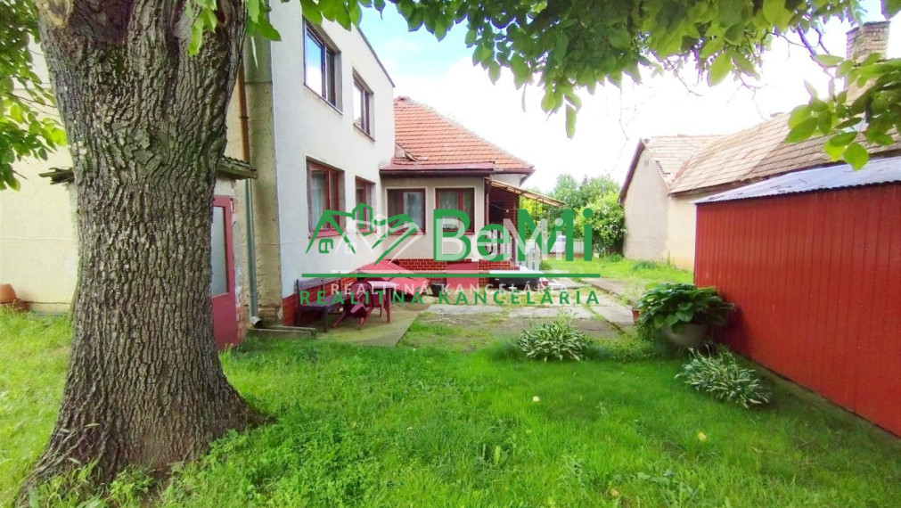 REZERVOVANÉ-Rodinný dom so záhradou-Šurice