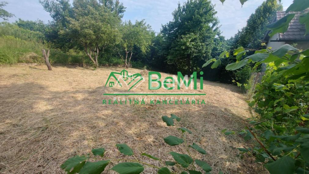 Predaj záhrada Nitra - Horné Krškany (215-14-JUF)