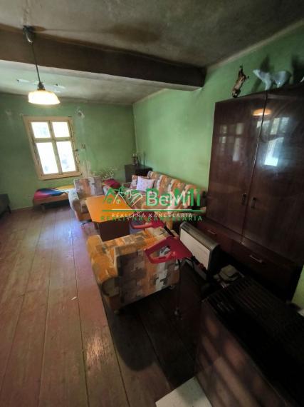 Dom, chalupa Zákopčie, okres Čadca, 1207m2   183-12-PEMOa