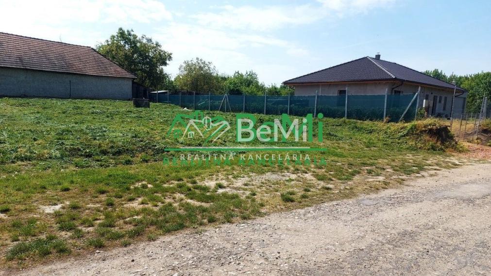 Predaj stavebný pozemok - Žitavce (012-14-JANS)