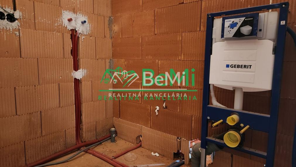 Predaj, novostavba rodinný dom-Veľké Ludince (002-12-MIMIa)