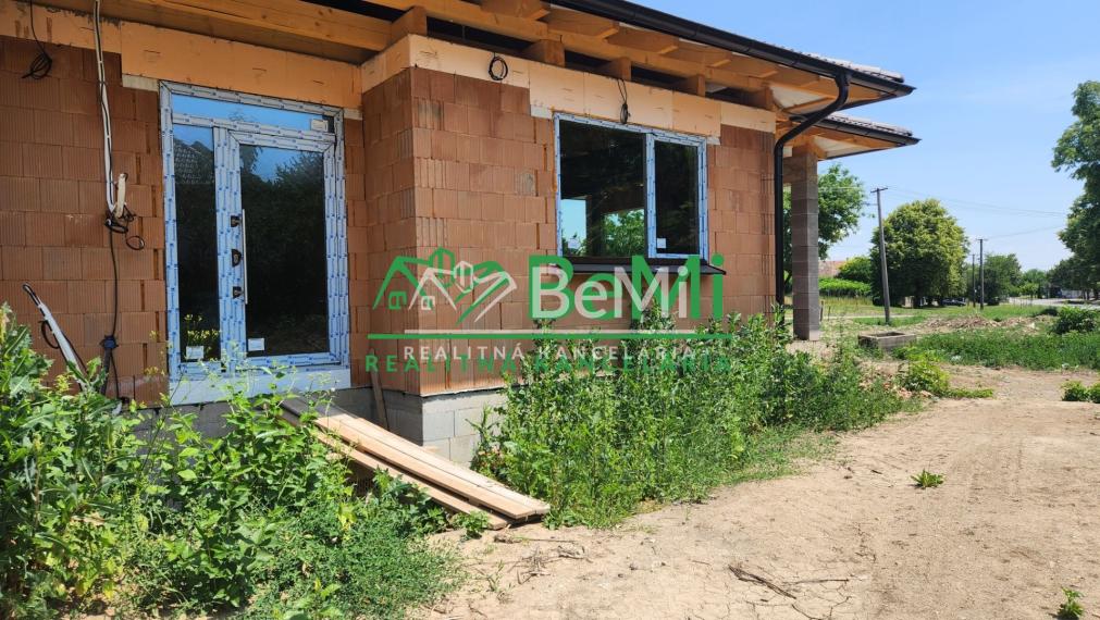 Predaj, novostavba rodinný dom-Veľké Ludince (002-12-MIMIa)