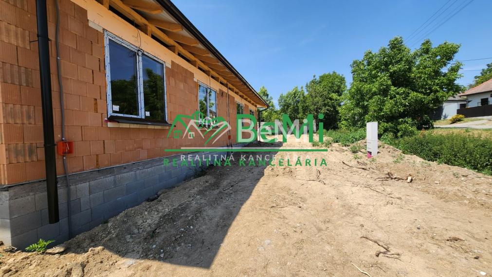 Predaj, novostavba rodinný dom-Veľké Ludince (002-12-MIMIa)