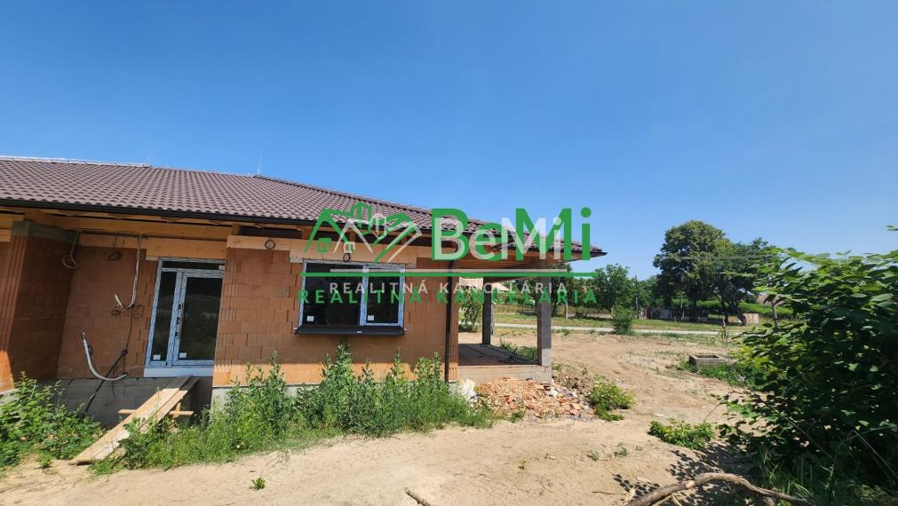 Predaj, novostavba rodinný dom-Veľké Ludince (002-12-MIMIa)