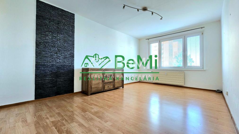 3-IZBOVÝ BYT S BALKÓNOM V CENTRE RIMAVSKEJ SOBOTY