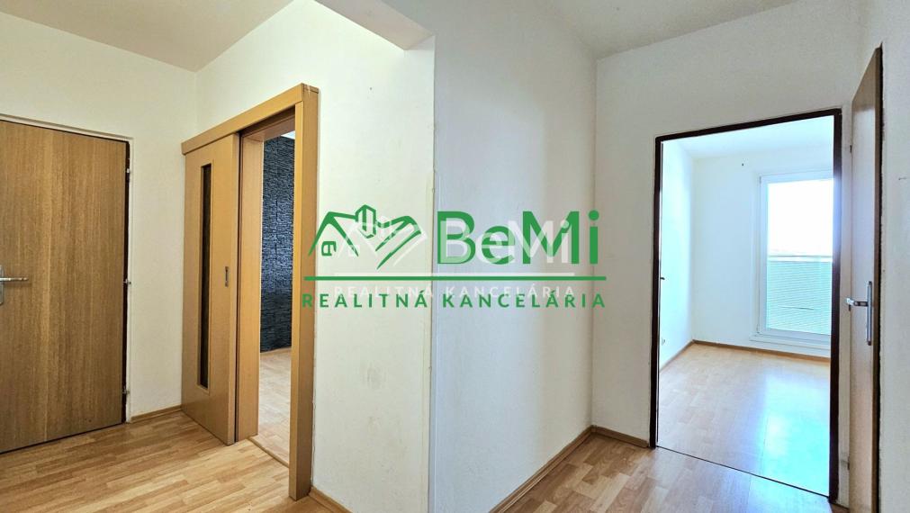 3-IZBOVÝ BYT S BALKÓNOM V CENTRE RIMAVSKEJ SOBOTY