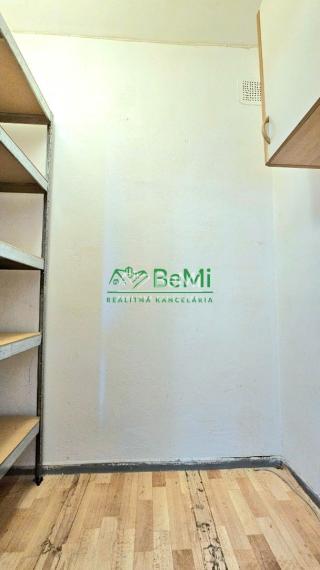 3-IZBOVÝ BYT S BALKÓNOM V CENTRE RIMAVSKEJ SOBOTY