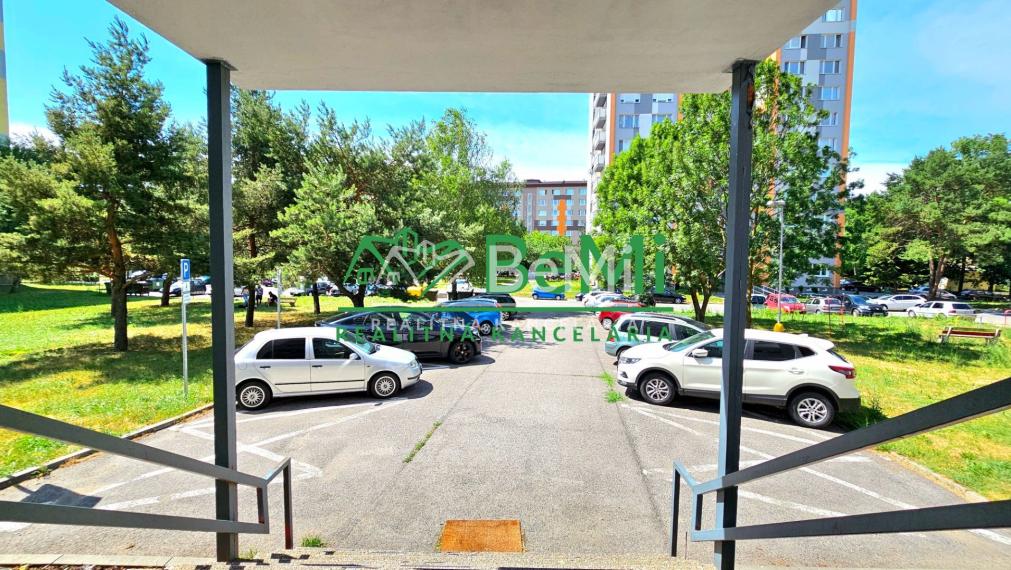 3-IZBOVÝ BYT S BALKÓNOM V CENTRE RIMAVSKEJ SOBOTY