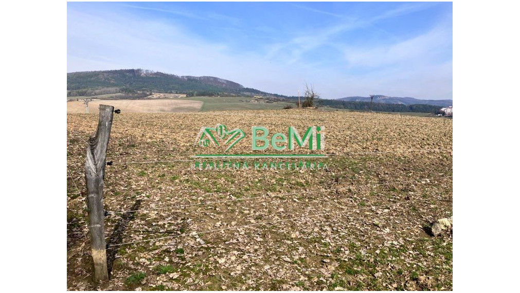 Pozemok Hôrky, okres Žilina, 1440m2 (037-14-JAGAa)