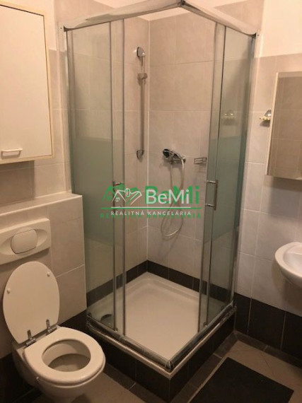 Prenájom domu pre firmy, zamestnancov, Višňové, okr. Žilina