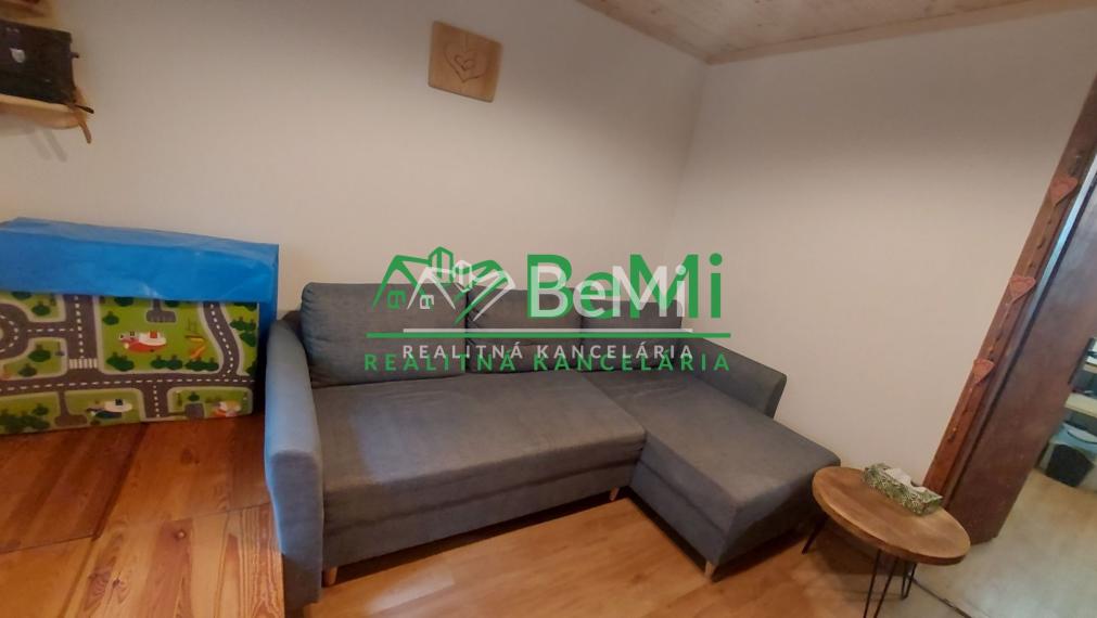 Predaj chatka rekreačná oblasť Jelenec, Nitra (224-13-JUFa)