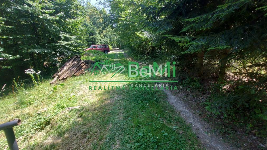 Predaj chatka rekreačná oblasť Jelenec, Nitra (224-13-JUFa)