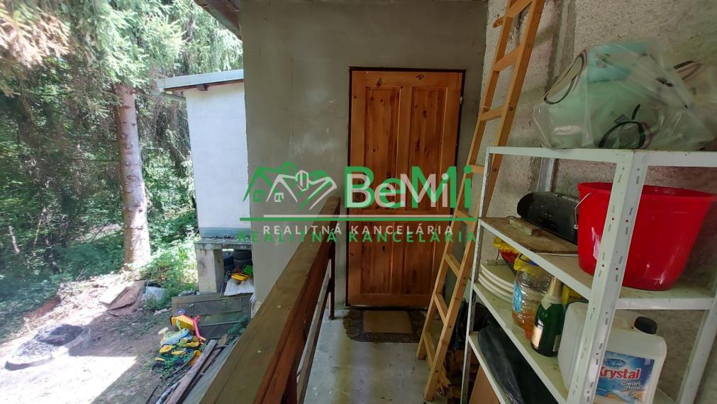 Predaj chatka rekreačná oblasť Jelenec, Nitra (224-13-JUFa)