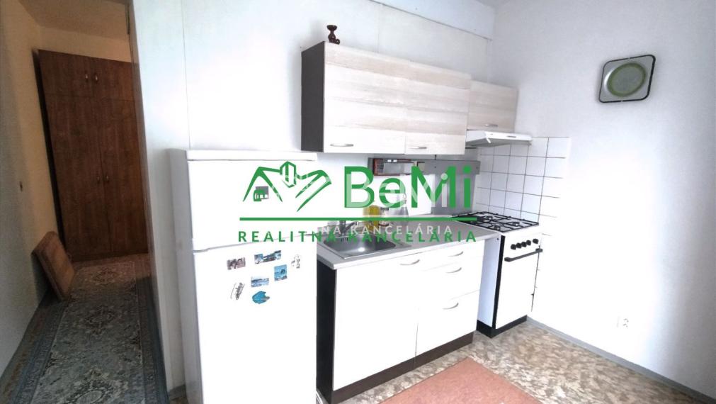 2 izbový byt  s loggiou v Lučenci na predaj