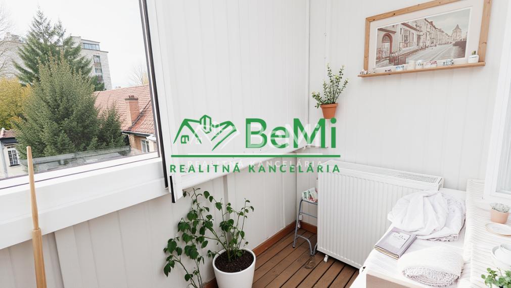 2 izbový byt  s loggiou v Lučenci na predaj