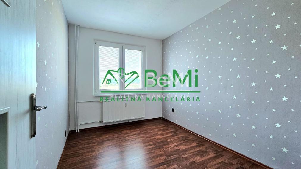 ZNÍŽENÁ CENA 4-IZBOVÝ BYT V LUČENCI- NA PREDAJ
