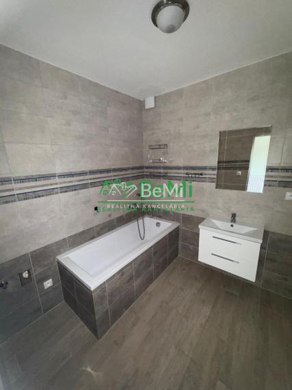 Priestranný 2-izbový byt v Mútnom