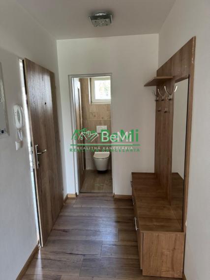 Priestranný 2-izbový byt v Mútnom