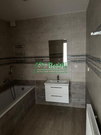 Na prenájom 2-izbový byt v Mútnom