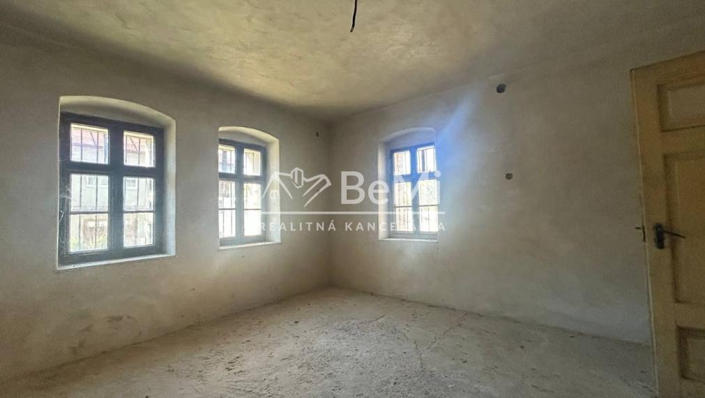 Rodinný dom so záhradou – Šalková, Banská Bystrica