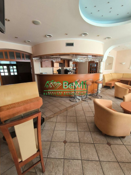 Penzión s reštauráciou, Kysucké Nové Mesto, 826m2