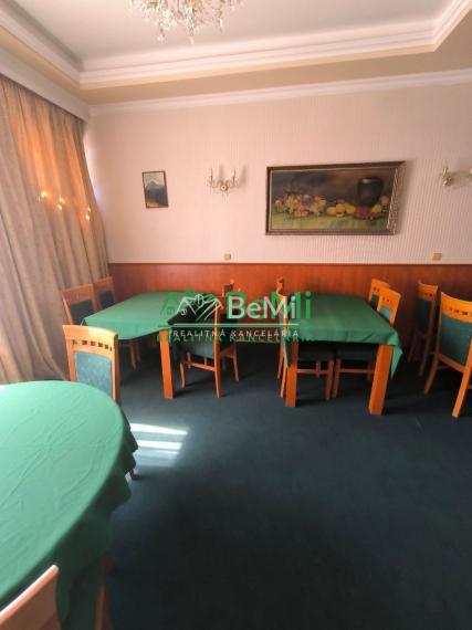 Penzión s reštauráciou, Kysucké Nové Mesto, 826m2