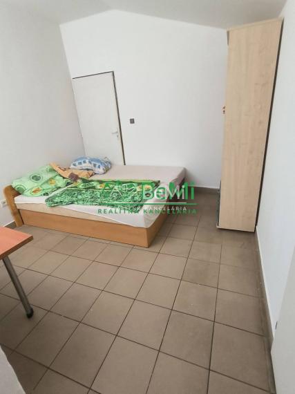 Penzión s reštauráciou, Kysucké Nové Mesto, 826m2