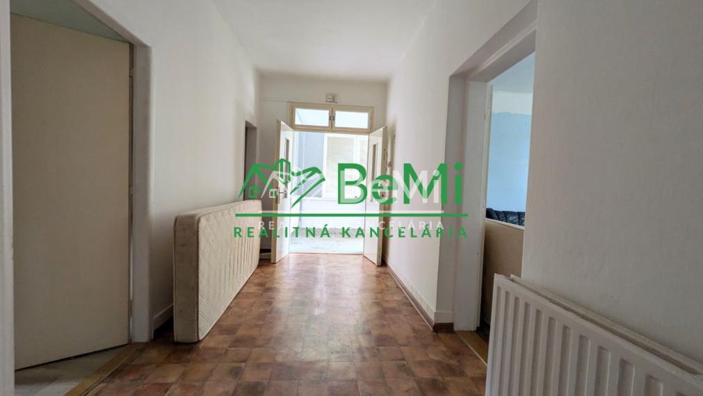 Predaj, rodinný dom - Zlaté Moravce (1222-12-AFI)