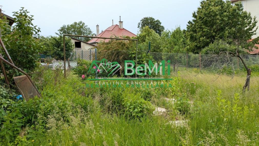 Predaj, rodinný dom - Zlaté Moravce (1211-12-AFI)